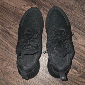 Nike Womens Airmax 270 Black Sneakers